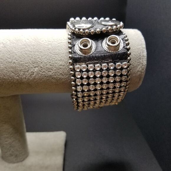 Rhinestone Wide Snap Bracelet, Clear Rhinestones Brown Faux Leather, 7 3/4 Inch - Picture 3 of 9